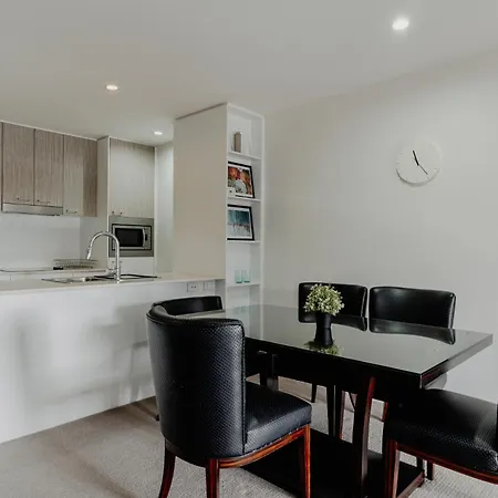 Urban 1-Bed Apartment In The Heart Of The City Canberra Exterior photo